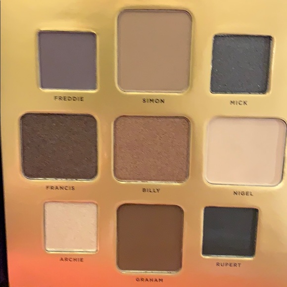 Makeup Bundle - Picture 6 of 10